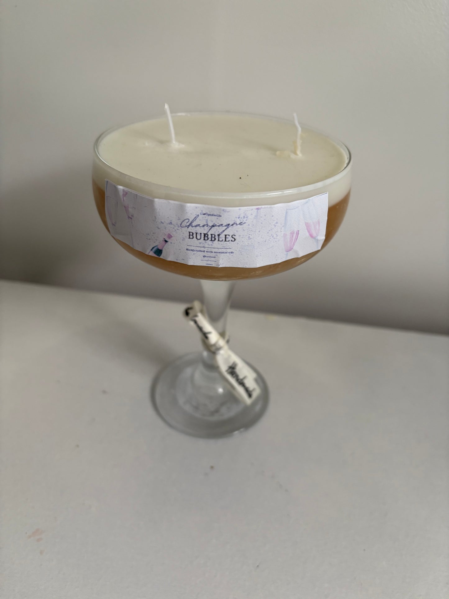 Champagne bubbles candle