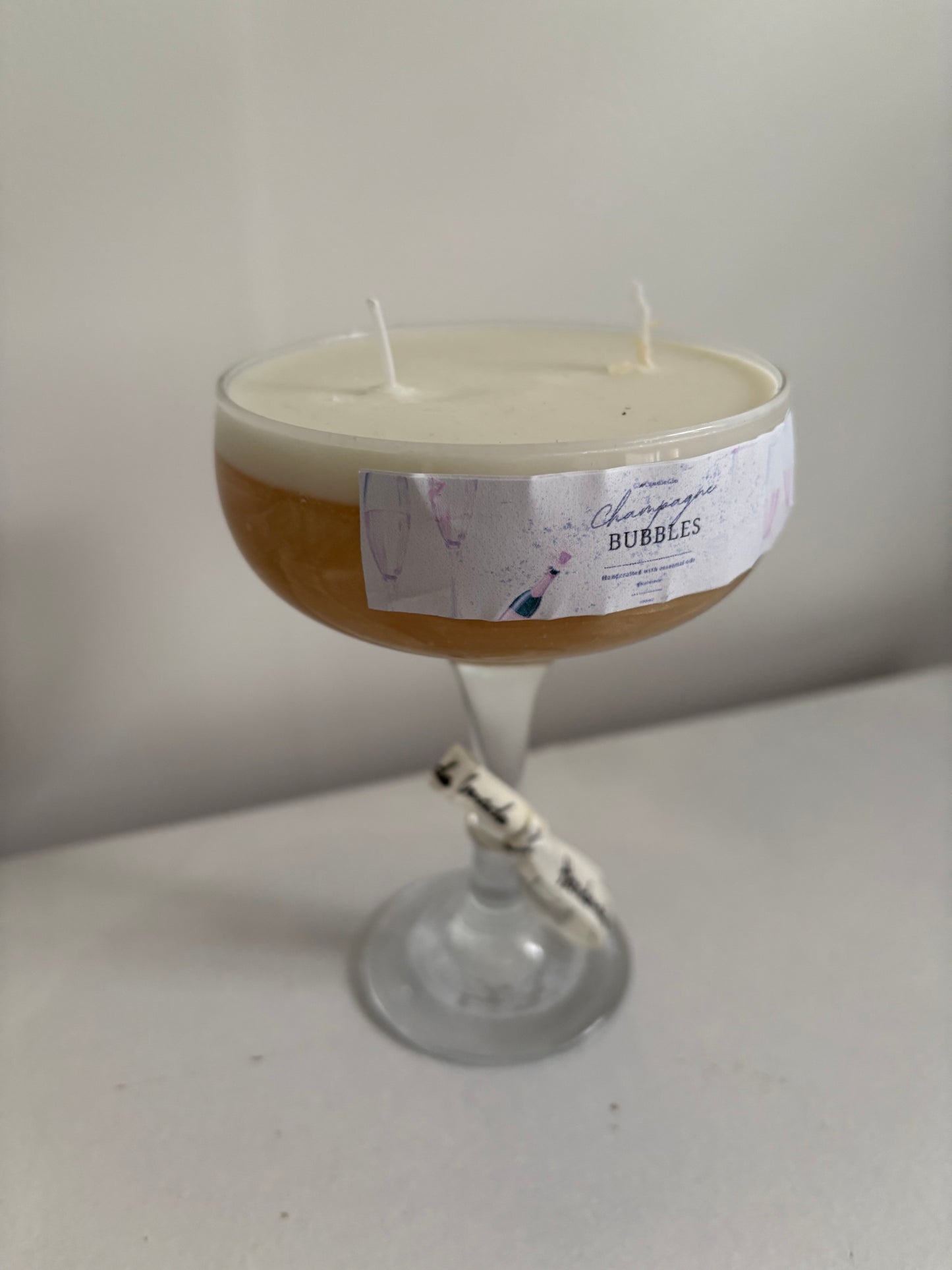Champagne bubbles candle