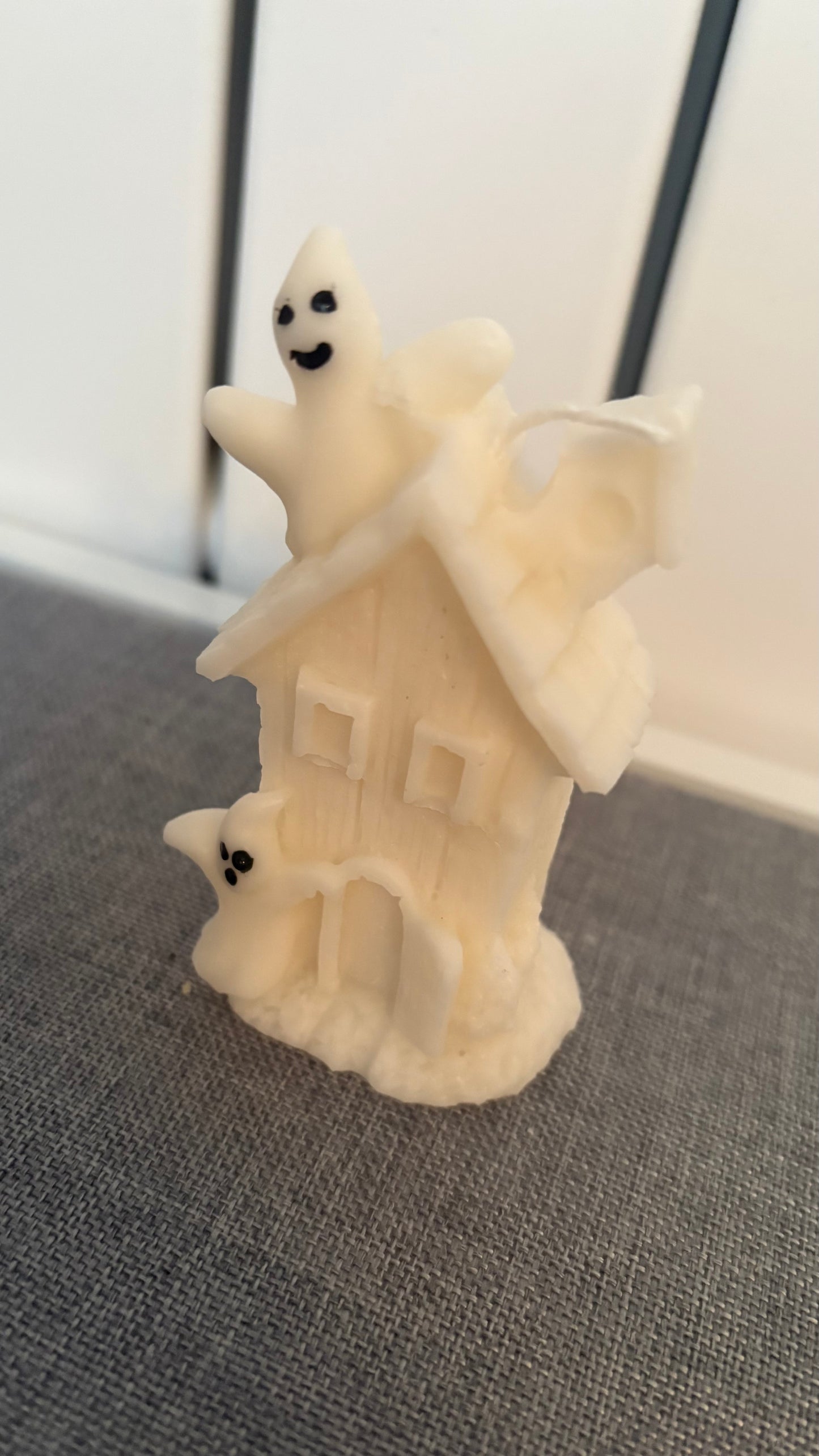 Haunted House candle