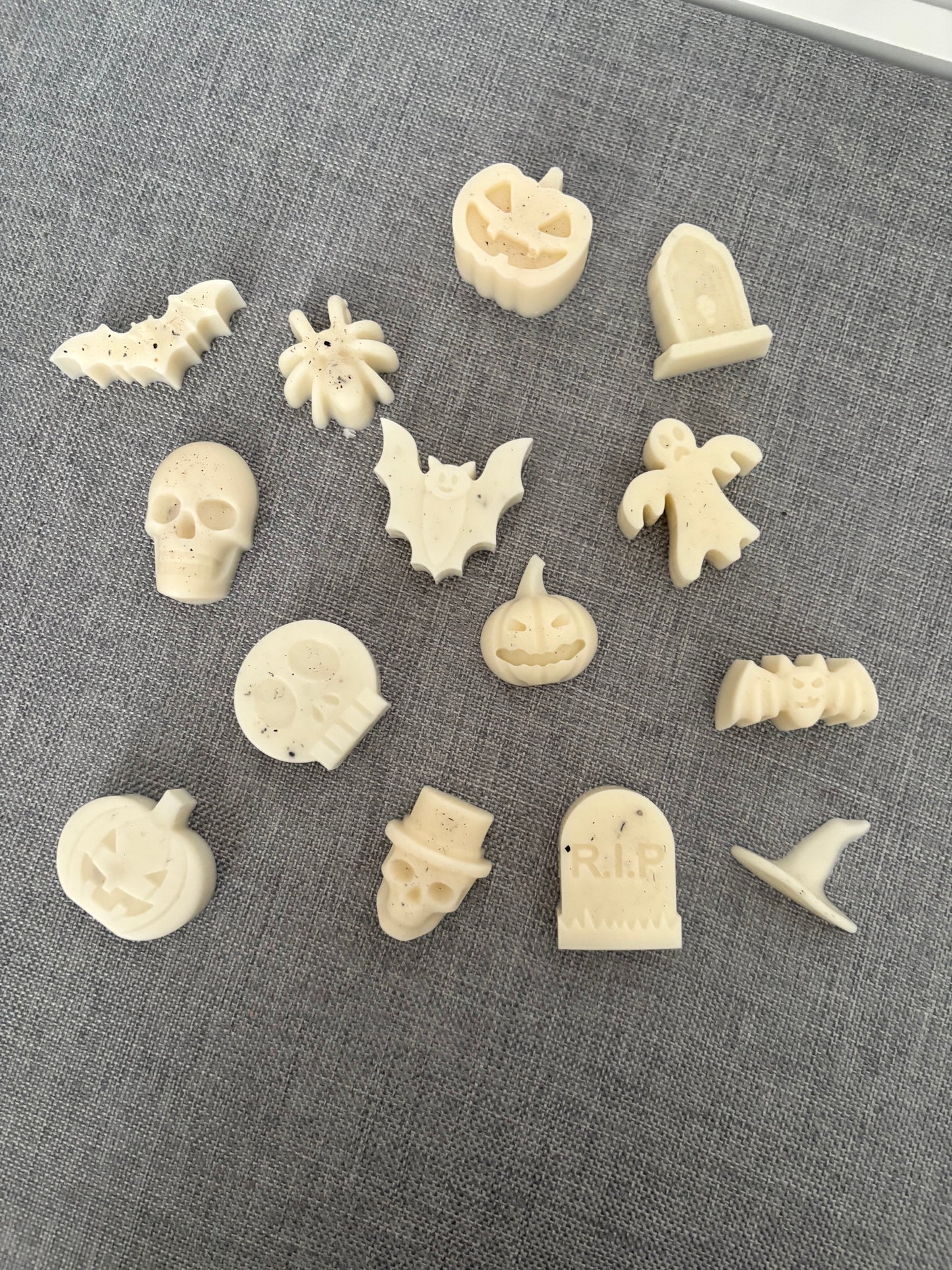 Halloween wax melts