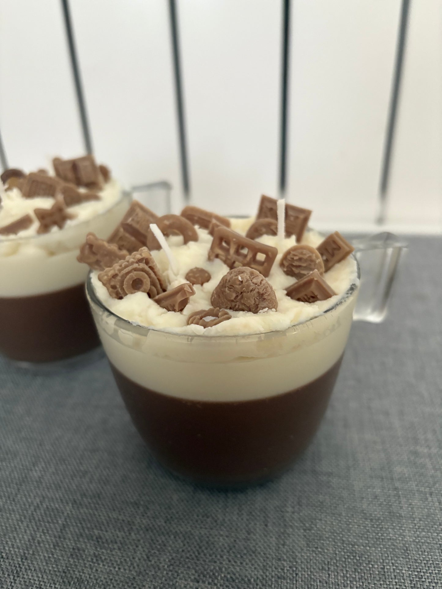 Hot chocolate candle